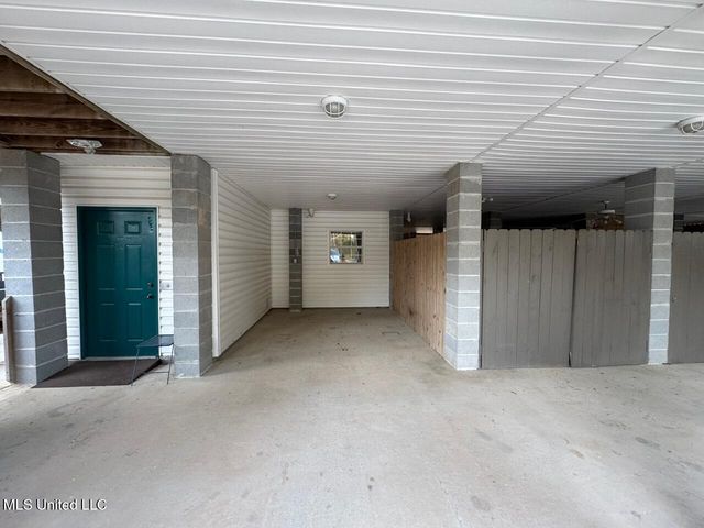 133 Poinsetta Loop, Pass Christian, MS 39571