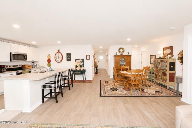144 Ashworth Drive, Tabor City, NC 28463