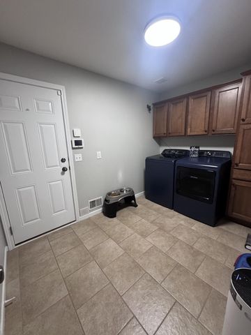 9944 Mariner Street, Portage City, MI 49002