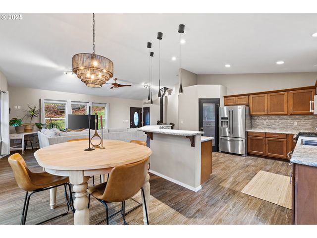 34321 Se COLORADO Rd, Sandy, OR 97055