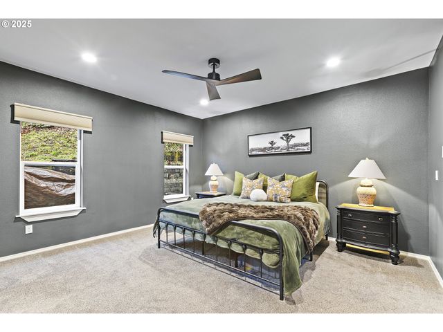 34321 Se COLORADO Rd, Sandy, OR 97055