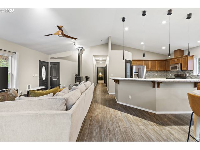 34321 Se COLORADO Rd, Sandy, OR 97055