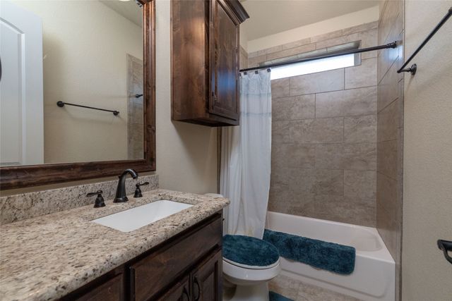 9111 Iron Mountain Trail, Justin, TX 76247