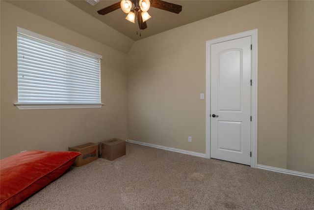 9111 Iron Mountain Trail, Justin, TX 76247