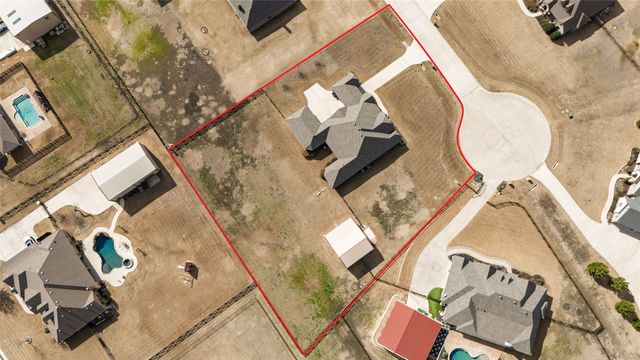 9111 Iron Mountain Trail, Justin, TX 76247