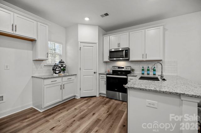 3208 Butler Hill Drive 27, Matthews, NC 28105