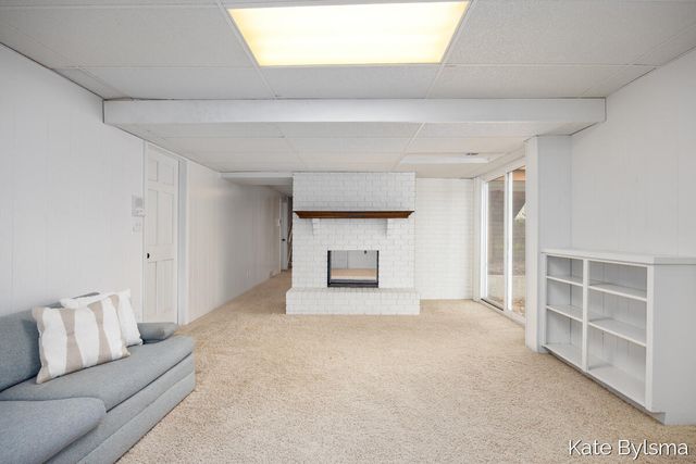 3464 Hidden Hills Avenue Se, Cascade Twp, MI 49546