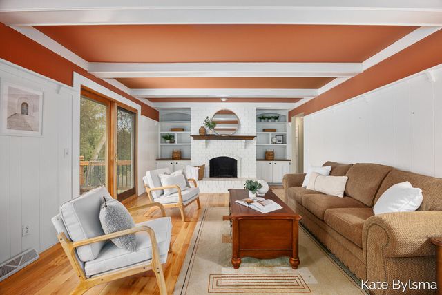 3464 Hidden Hills Avenue Se, Cascade Twp, MI 49546