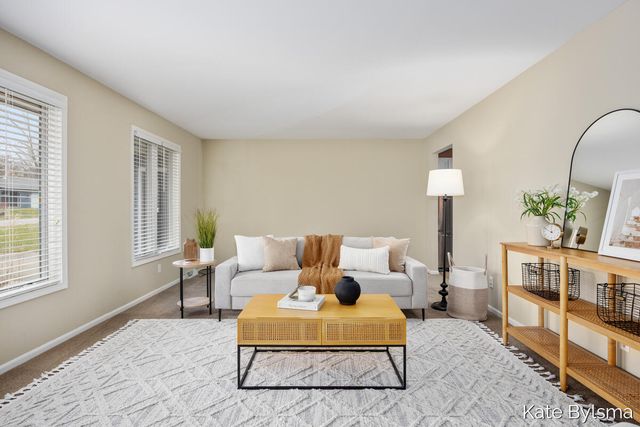 3464 Hidden Hills Avenue Se, Cascade Twp, MI 49546