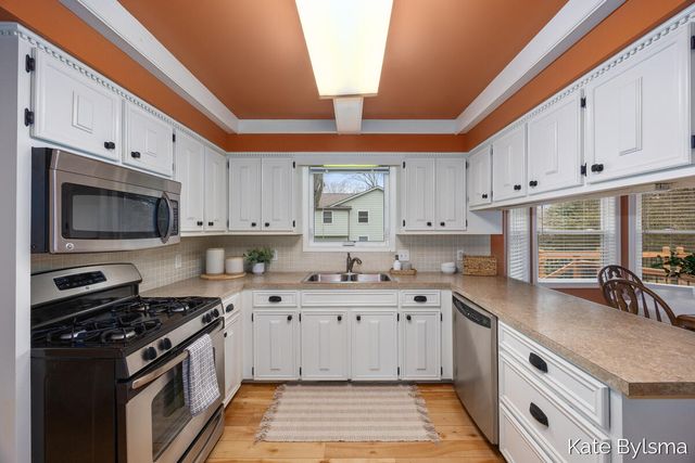 3464 Hidden Hills Avenue Se, Cascade Twp, MI 49546