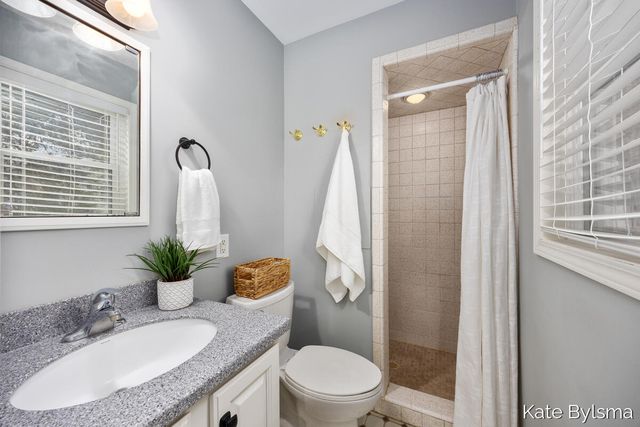 3464 Hidden Hills Avenue Se, Cascade Twp, MI 49546