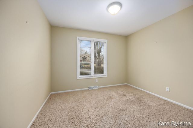 3464 Hidden Hills Avenue Se, Cascade Twp, MI 49546