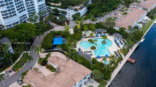 21050 Point Pl 401, Aventura, FL 33180