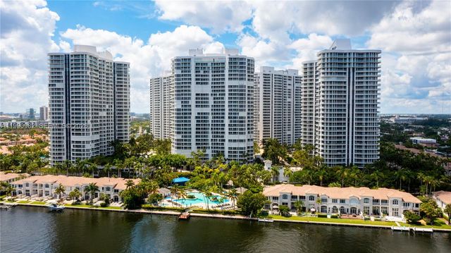 21050 Point Pl 401, Aventura, FL 33180