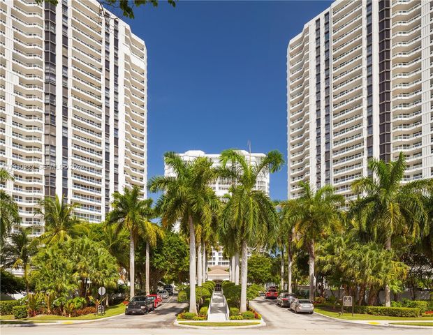 21050 Point Pl 401, Aventura, FL 33180