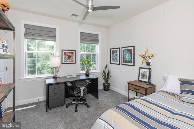 2 TUCKER WAY, Pennington, NJ 08534
