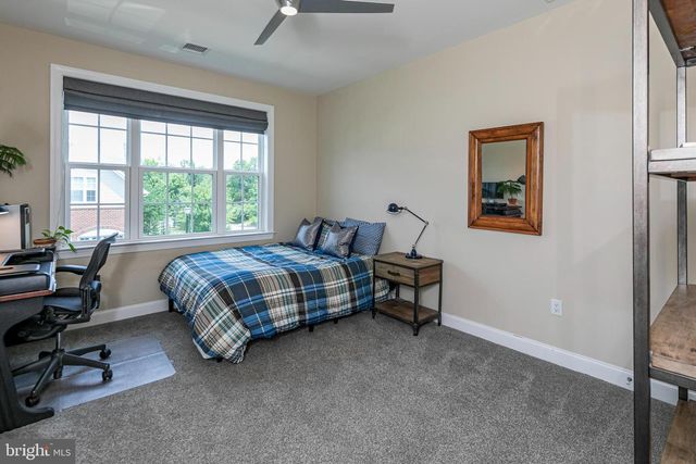 2 TUCKER WAY, Pennington, NJ 08534