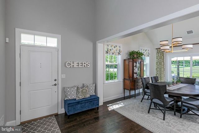 2 TUCKER WAY, Pennington, NJ 08534