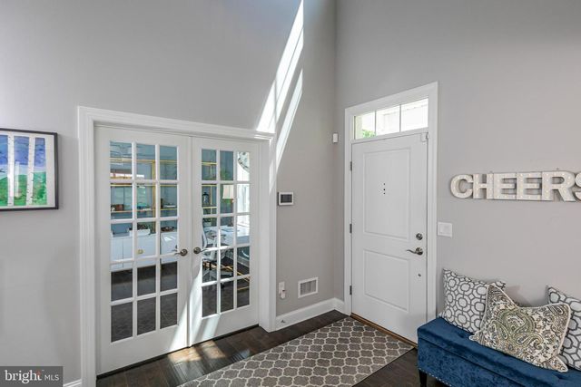 2 TUCKER WAY, Pennington, NJ 08534