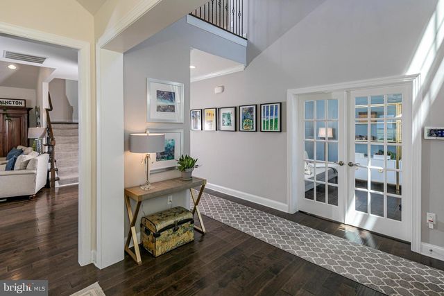 2 TUCKER WAY, Pennington, NJ 08534