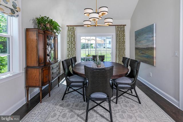 2 TUCKER WAY, Pennington, NJ 08534