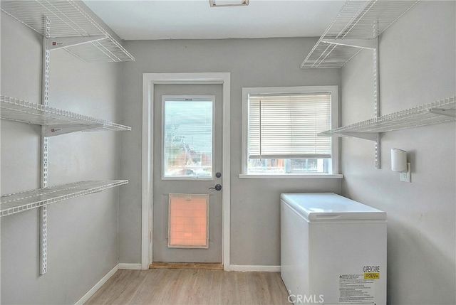 7024 Eton, Canoga Park, CA 91303