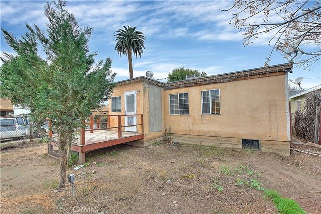 7024 Eton, Canoga Park, CA 91303