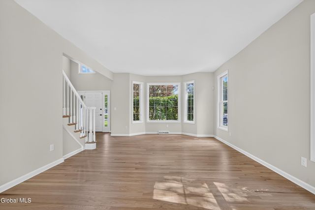 5 Overlook Court, Saratoga Springs, NY 12866