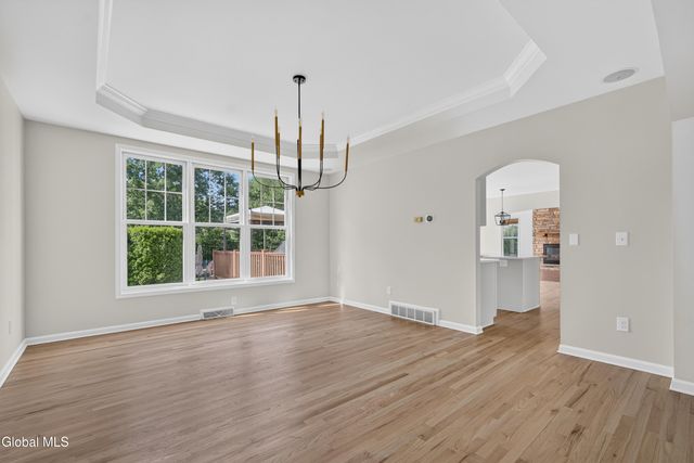 5 Overlook Court, Saratoga Springs, NY 12866