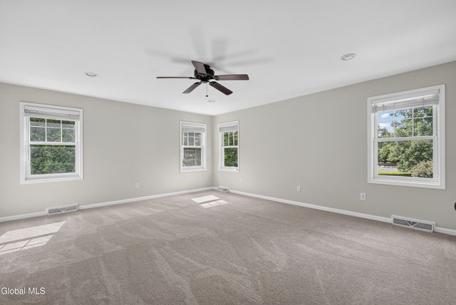 5 Overlook Court, Saratoga Springs, NY 12866
