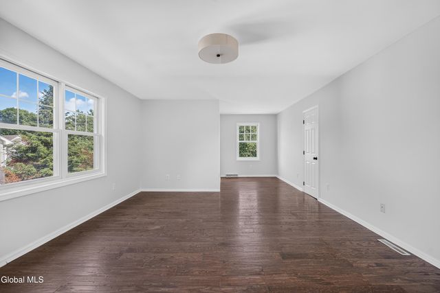 5 Overlook Court, Saratoga Springs, NY 12866