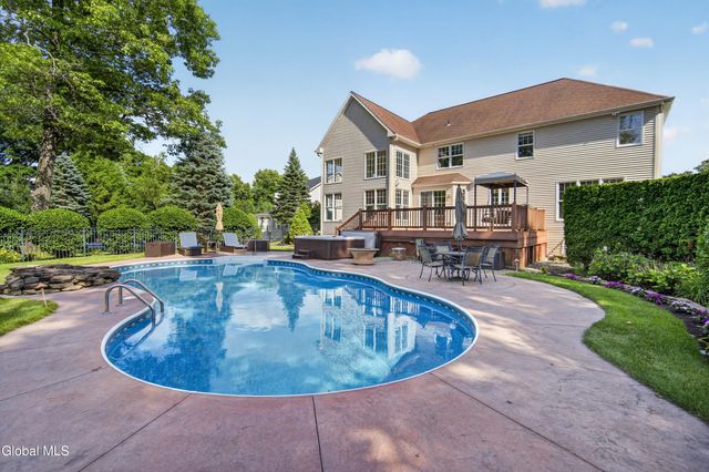 5 Overlook Court, Saratoga Springs, NY 12866