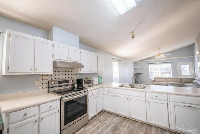 2077 Tujaques Pl, Pensacola, FL 32505