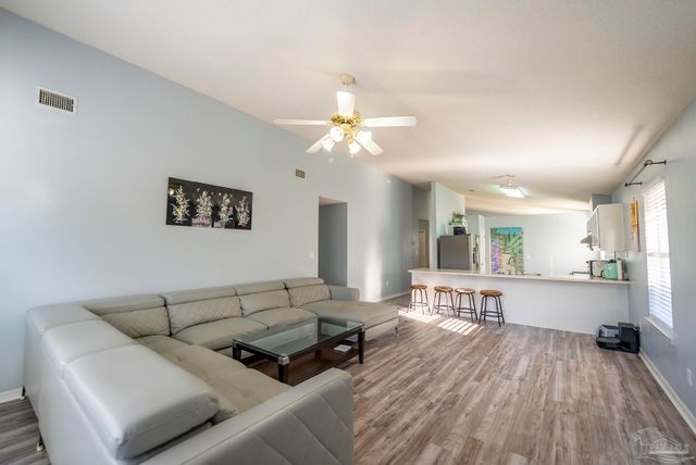 2077 Tujaques Pl, Pensacola, FL 32505