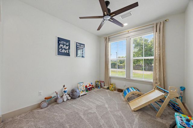 102 Jones Drive, Freeport, FL 32439