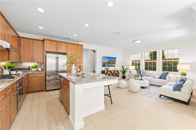 191 Firefly, Irvine, CA 92618