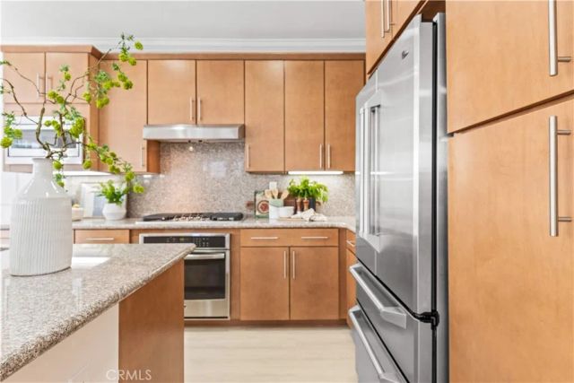 191 Firefly, Irvine, CA 92618
