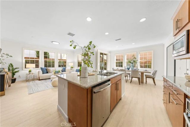 191 Firefly, Irvine, CA 92618