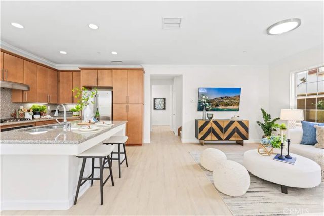 191 Firefly, Irvine, CA 92618