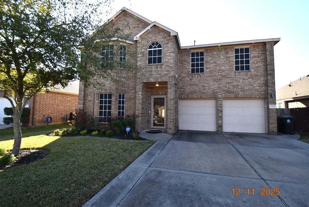 10806 Clear Arbor Lane, Houston, TX 77034
