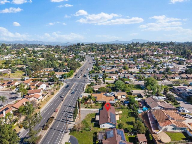2025 W El Norte Pkwy, Escondido, CA 92026