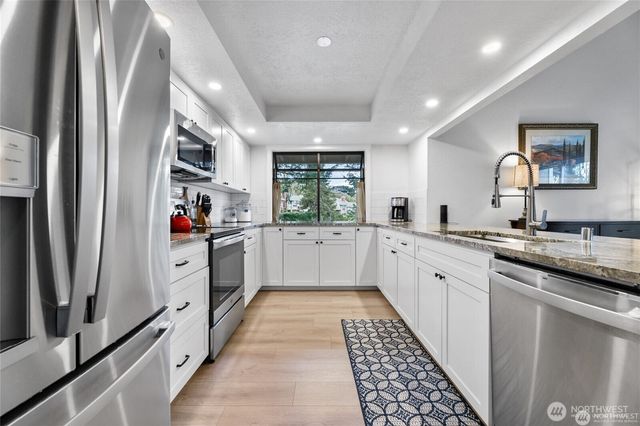 2114 7th Avenue SW, Puyallup, WA 98371