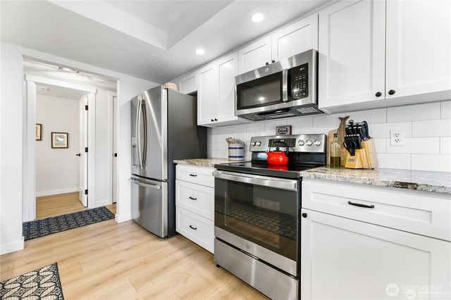 2114 7th Avenue SW, Puyallup, WA 98371