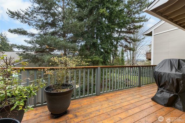 2114 7th Avenue SW, Puyallup, WA 98371