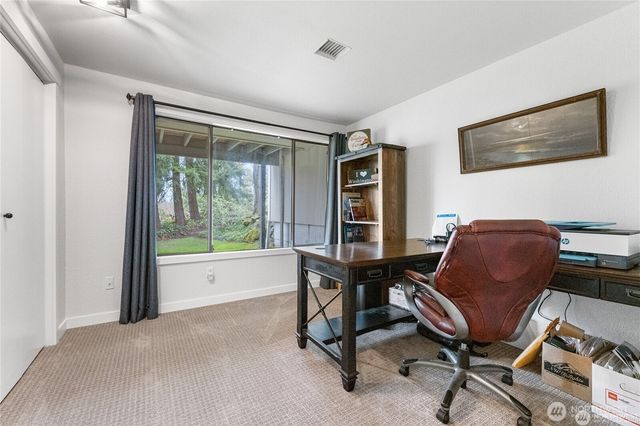 2114 7th Avenue SW, Puyallup, WA 98371