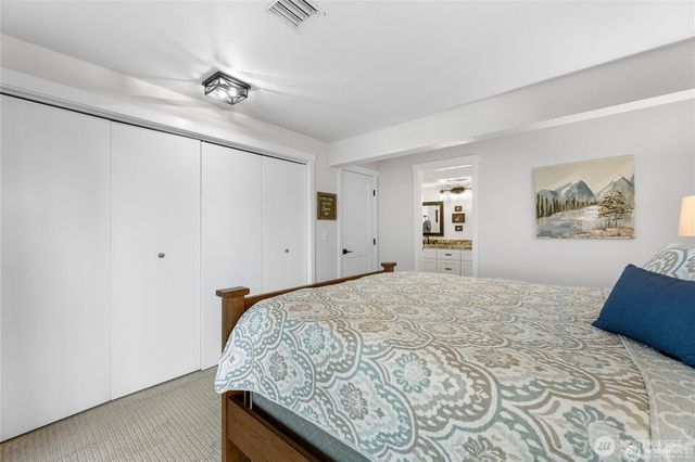 2114 7th Avenue SW, Puyallup, WA 98371