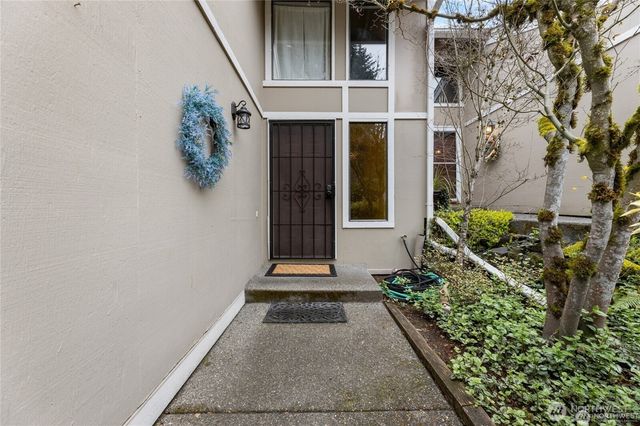 2114 7th Avenue SW, Puyallup, WA 98371