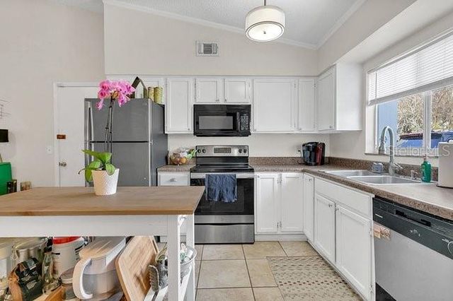 172 GROVE STREET, Orlando, FL 32835