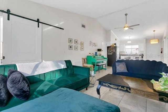 172 GROVE STREET, Orlando, FL 32835