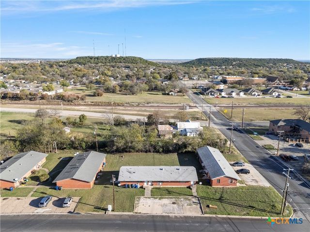 502 W Avenue E, Copperas Cove, TX 76522